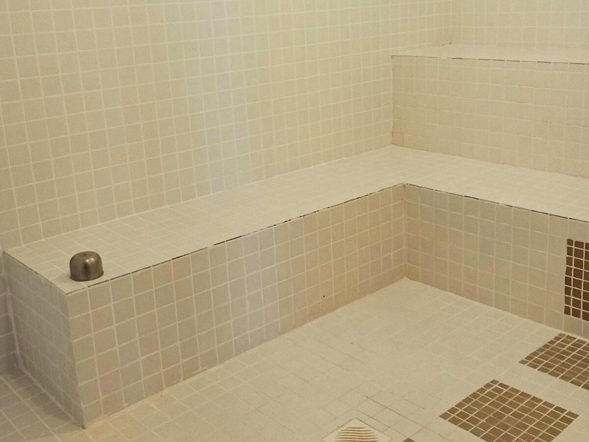 Apartamento No Residencial Village No Centro De Gramado, Com Piscina Aquecida E Hidromassagem Esterno foto