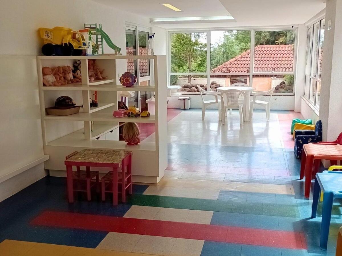 Apartamento No Residencial Village No Centro De Gramado, Com Piscina Aquecida E Hidromassagem Esterno foto