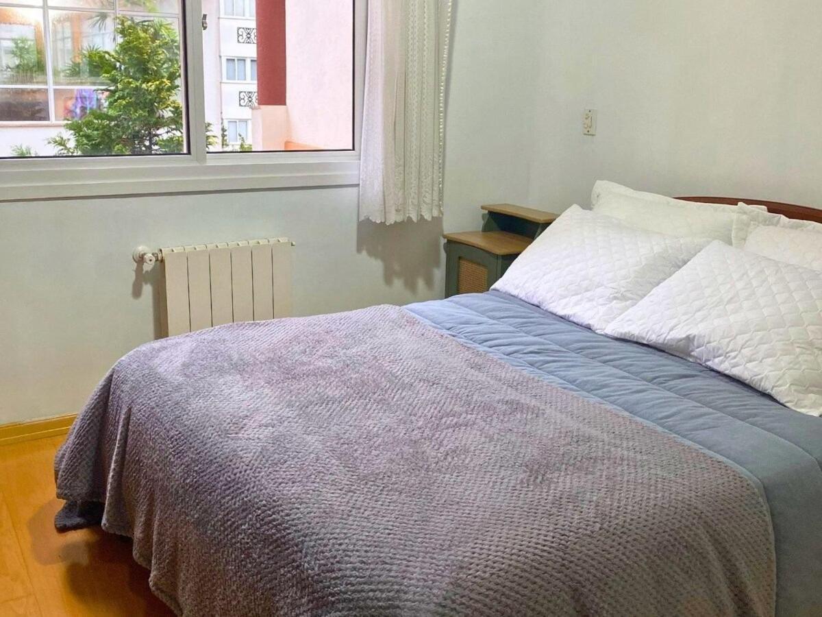 Apartamento No Residencial Village No Centro De Gramado, Com Piscina Aquecida E Hidromassagem Esterno foto